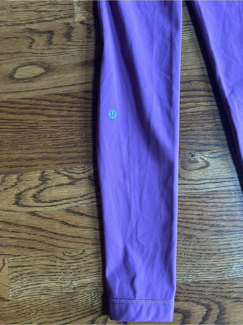 Lululemon Fast & Free High Rise Leggings Berry colored Side Pocket Size 2